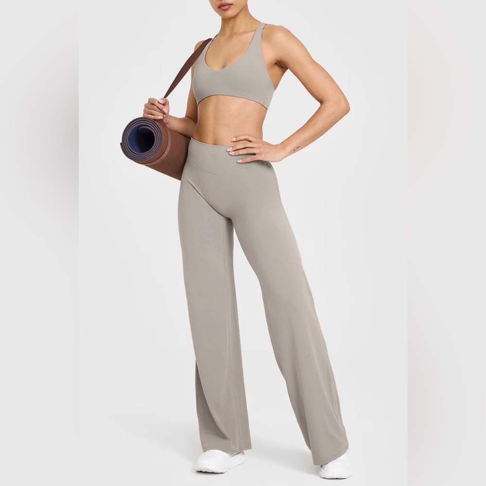 ONER ACTIVE - Softmotion Straight Leg Pants - Size: S (Reg) - Warm Sand - NWT!